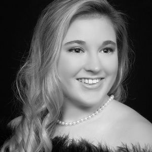 Meet your Posher, Rayna